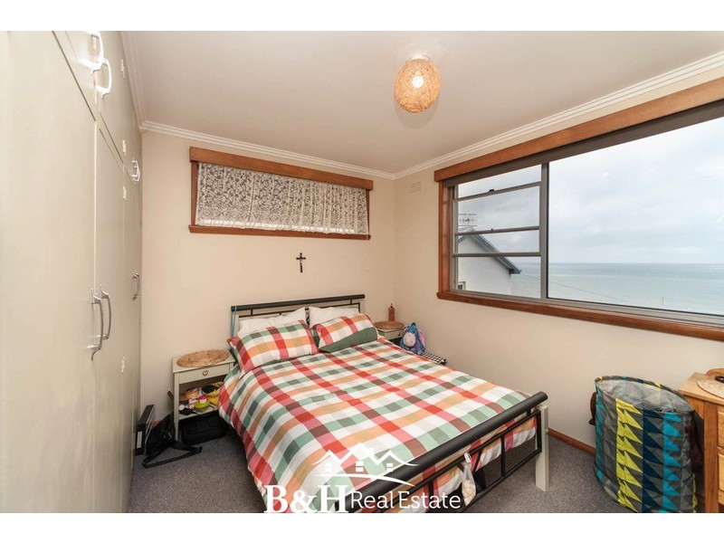 17 Bay Street, Parklands TAS 7320