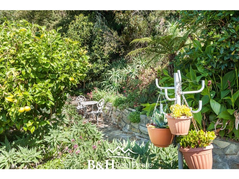 17 Bay Street, Parklands TAS 7320