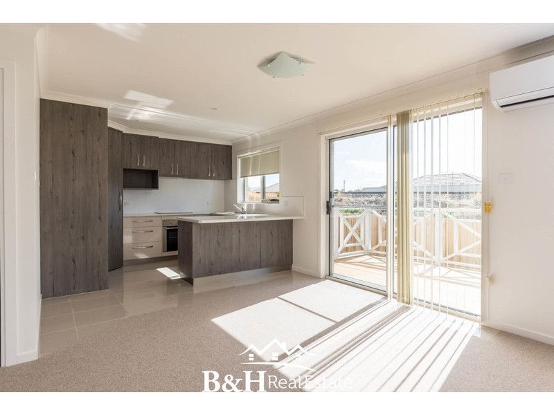 2/47 Alexandra Road, Ulverstone TAS 7315