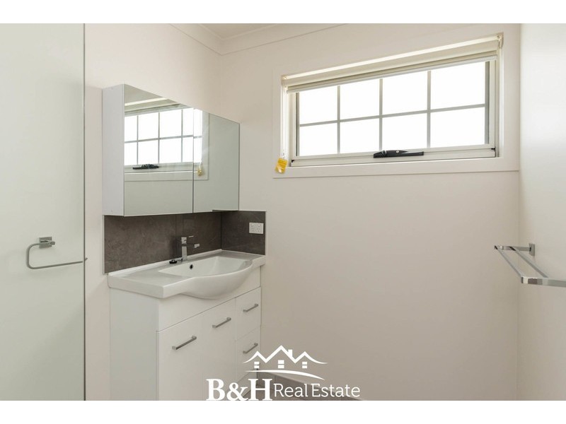 2/47 Alexandra Road, Ulverstone TAS 7315