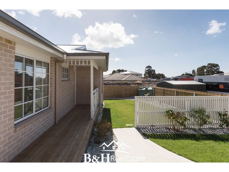2/47 Alexandra Road, Ulverstone TAS 7315