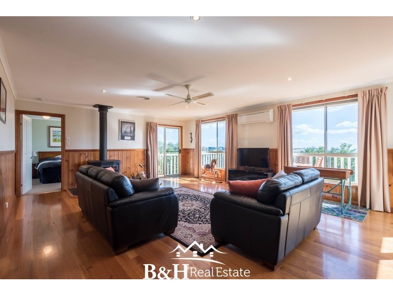 262 Ironcliffe Road, Penguin TAS 7316