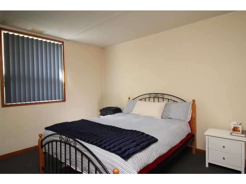 2 Leatherwood Place, Rosebery TAS 7470