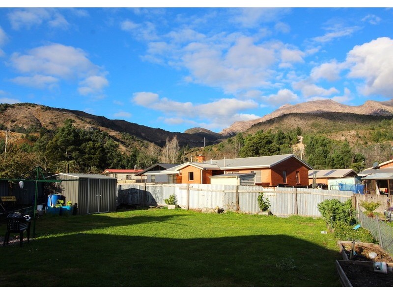 76 Batchelor Street, Queenstown TAS 7467