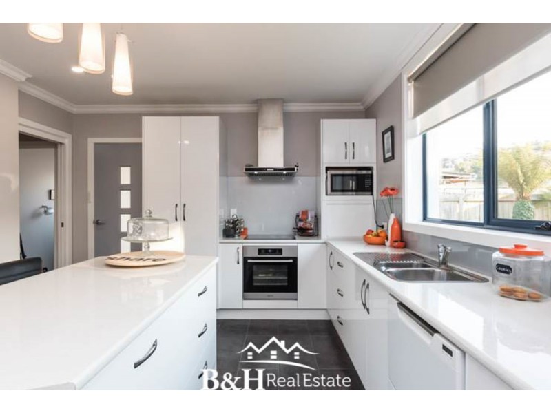 14 Hendriks Street, Ulverstone TAS 7315