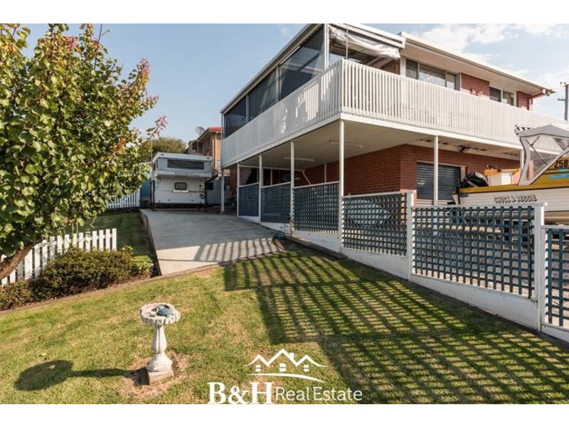 25 Clarke Street, Ulverstone TAS 7315