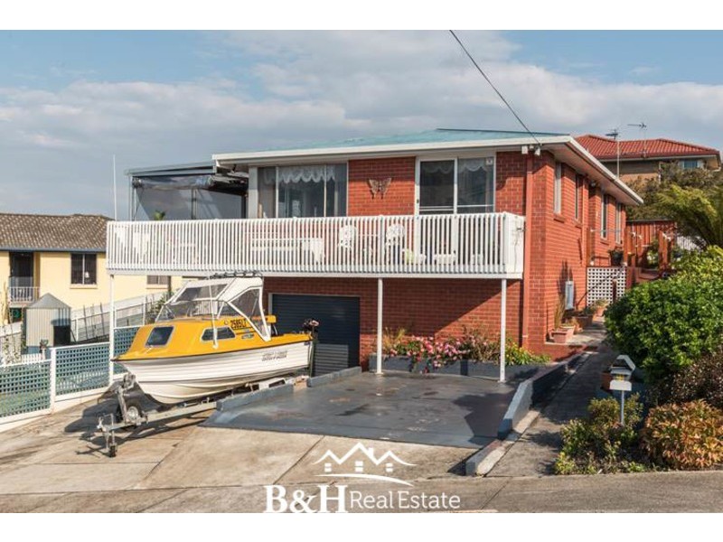 25 Clarke Street, Ulverstone TAS 7315