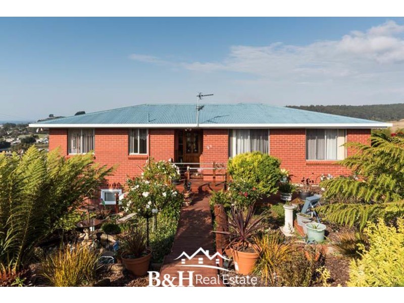 25 Clarke Street, Ulverstone TAS 7315