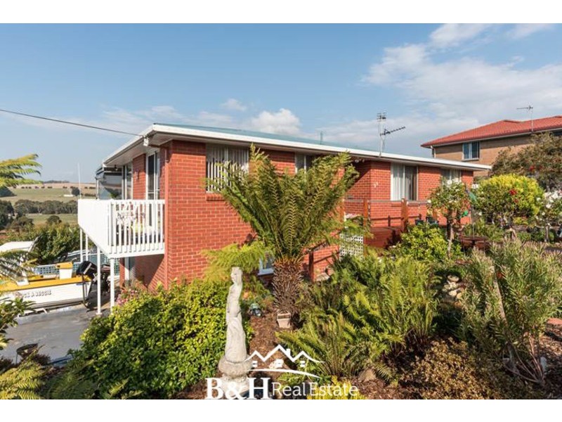 25 Clarke Street, Ulverstone TAS 7315