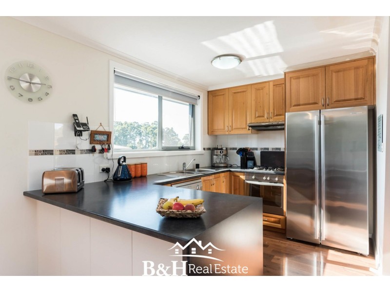 11 Recreation Drive, Penguin TAS 7316