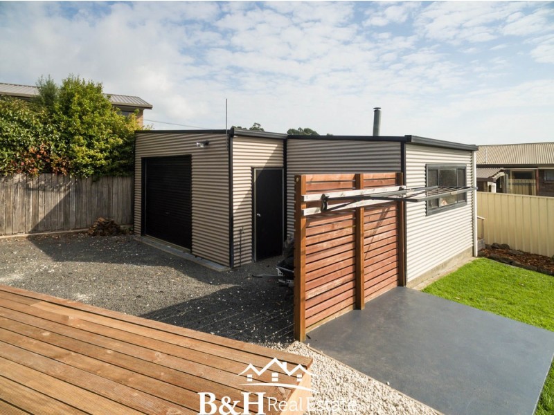 11 Recreation Drive, Penguin TAS 7316