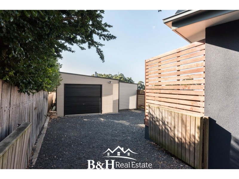 11 Recreation Drive, Penguin TAS 7316