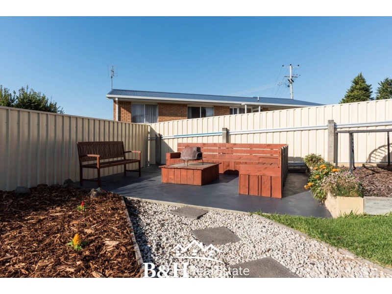 11 Recreation Drive, Penguin TAS 7316