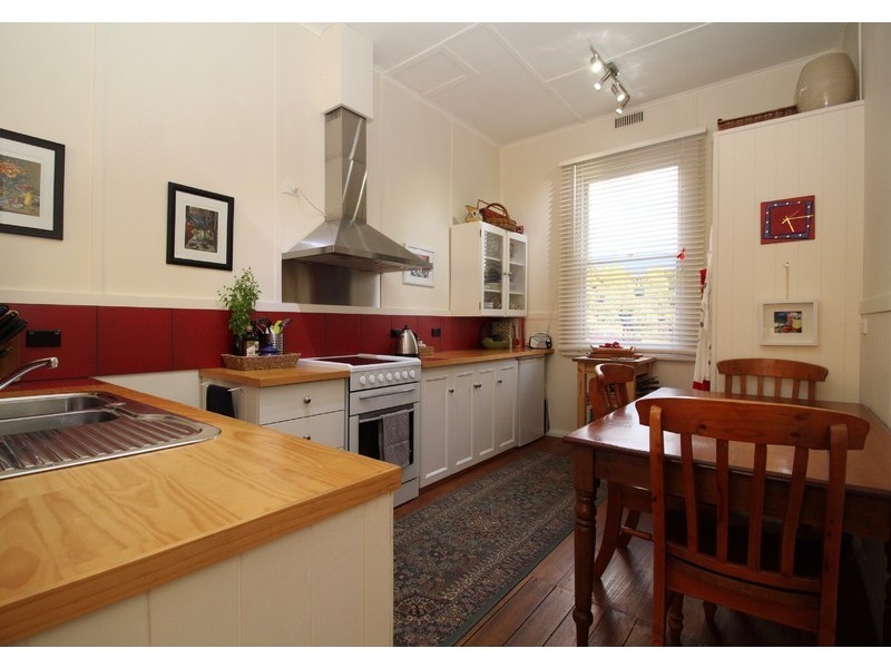 15 Clemons Street, Rosebery TAS 7470