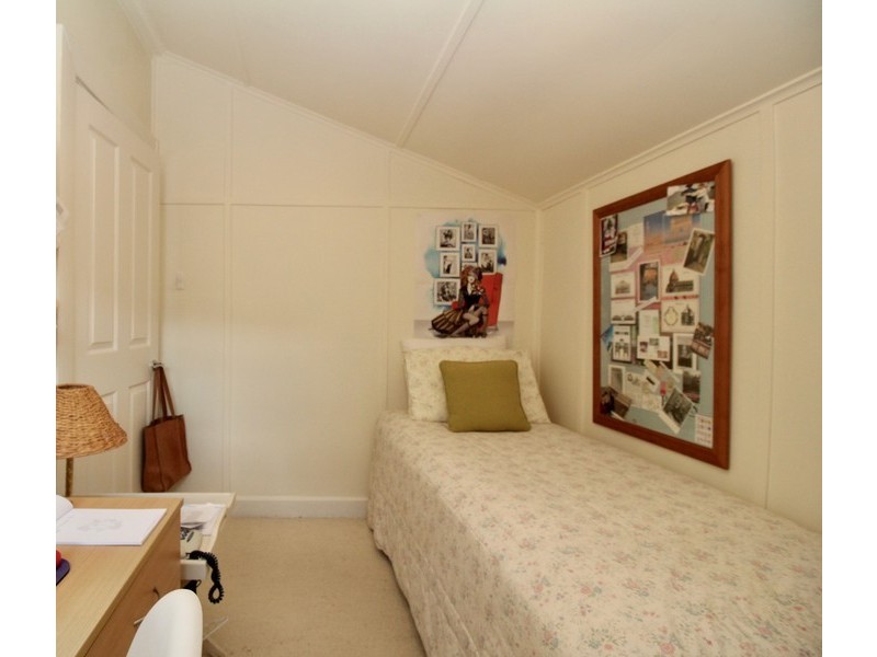 15 Clemons Street, Rosebery TAS 7470