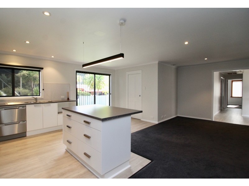 8 Mathew Street, Queenstown TAS 7467