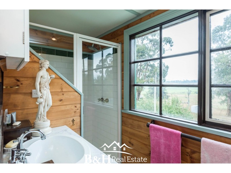 6059 Bass Highway, Elizabeth Town TAS 7304