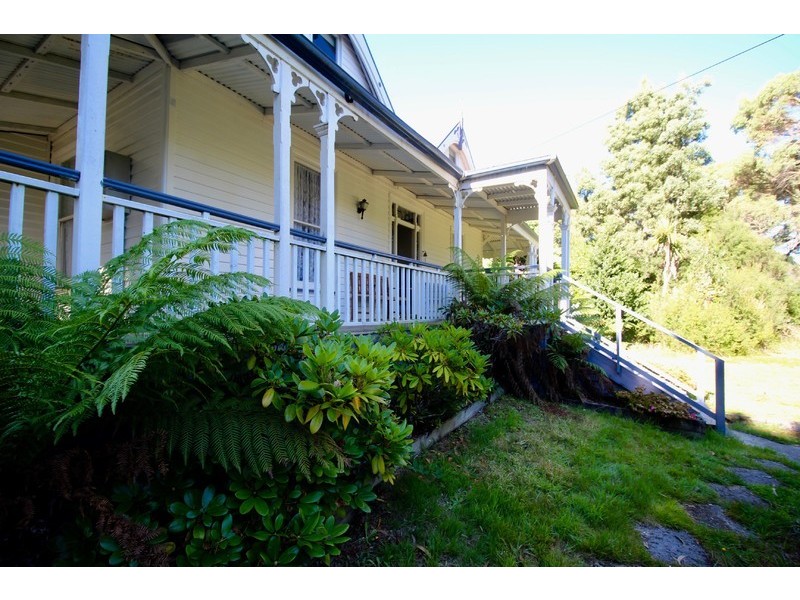 8 Harrison Street, Strahan TAS 7468