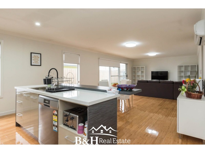 5/34 Overall Street, Sulphur Creek TAS 7316