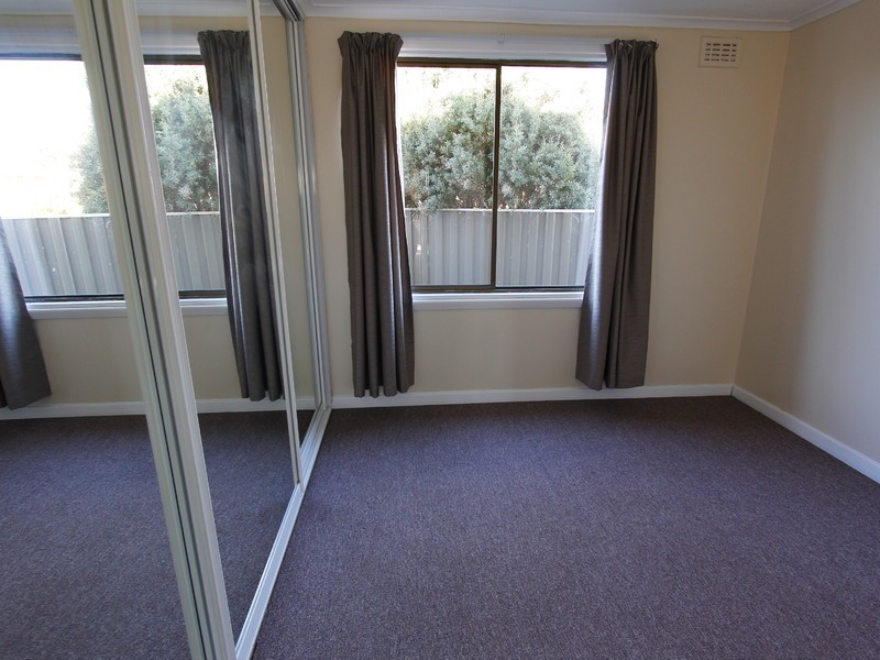 16 Dooley Street, West Ulverstone TAS 7315