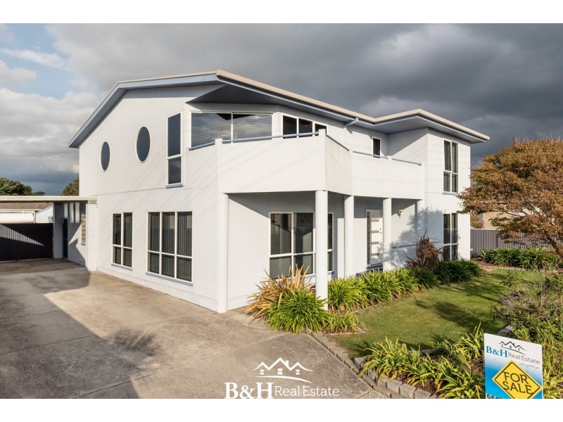 8 Russell Avenue, Ulverstone TAS 7315