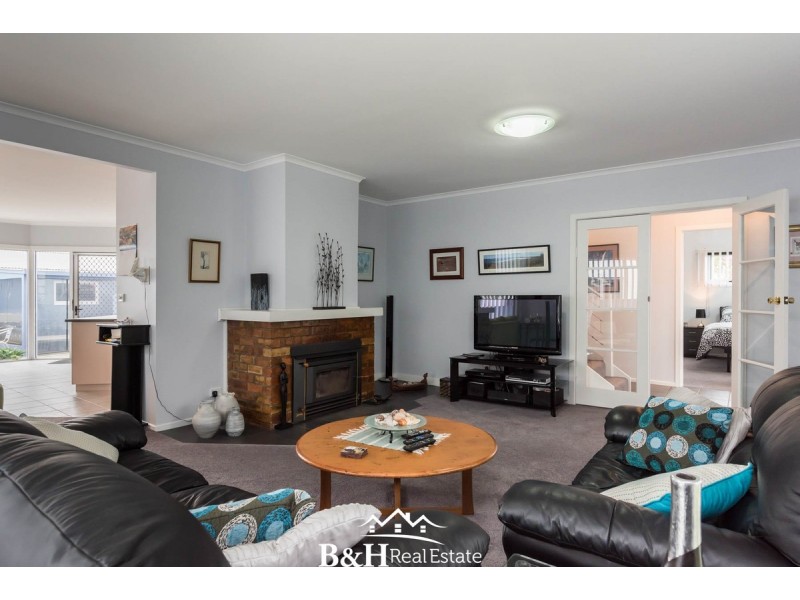 8 Russell Avenue, Ulverstone TAS 7315