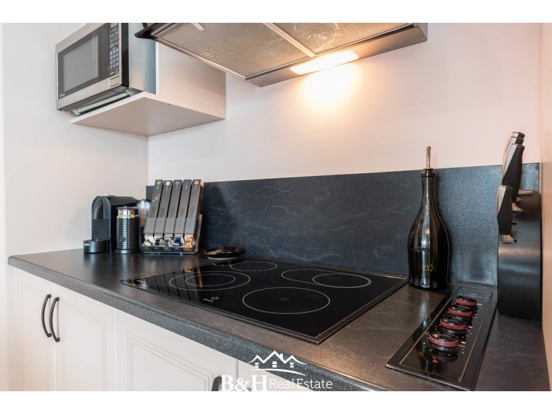 8 Russell Avenue, Ulverstone TAS 7315