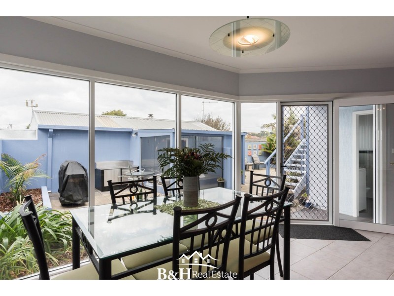 8 Russell Avenue, Ulverstone TAS 7315