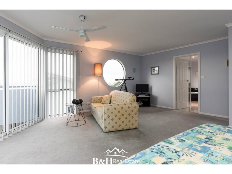 8 Russell Avenue, Ulverstone TAS 7315