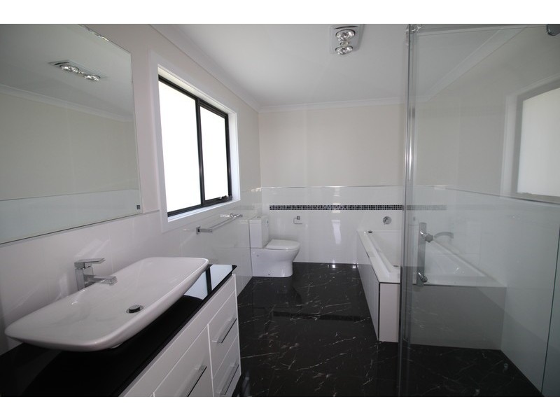 12 Hales Street, Penguin TAS 7316