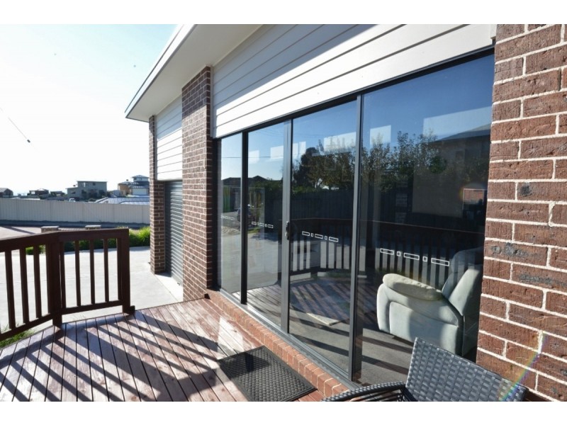 1/8 Hales Street, Penguin TAS 7316