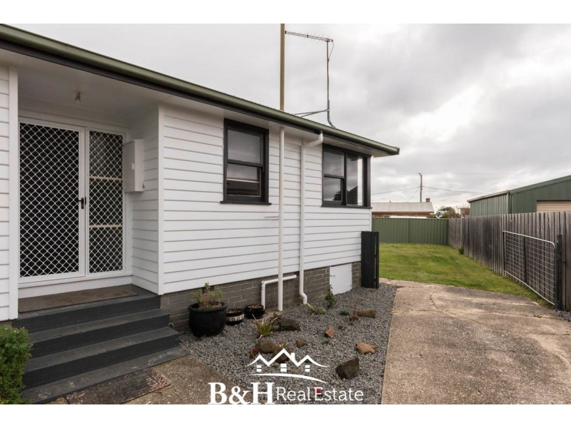 5 McCulloch Street, Ulverstone TAS 7315
