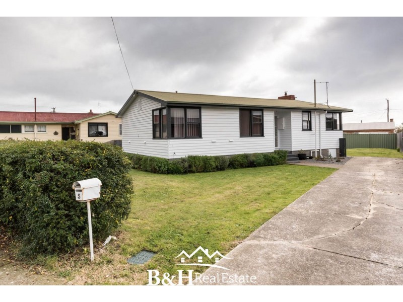 5 McCulloch Street, Ulverstone TAS 7315
