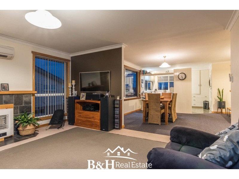 73 Upper Maud Street, West Ulverstone TAS 7315