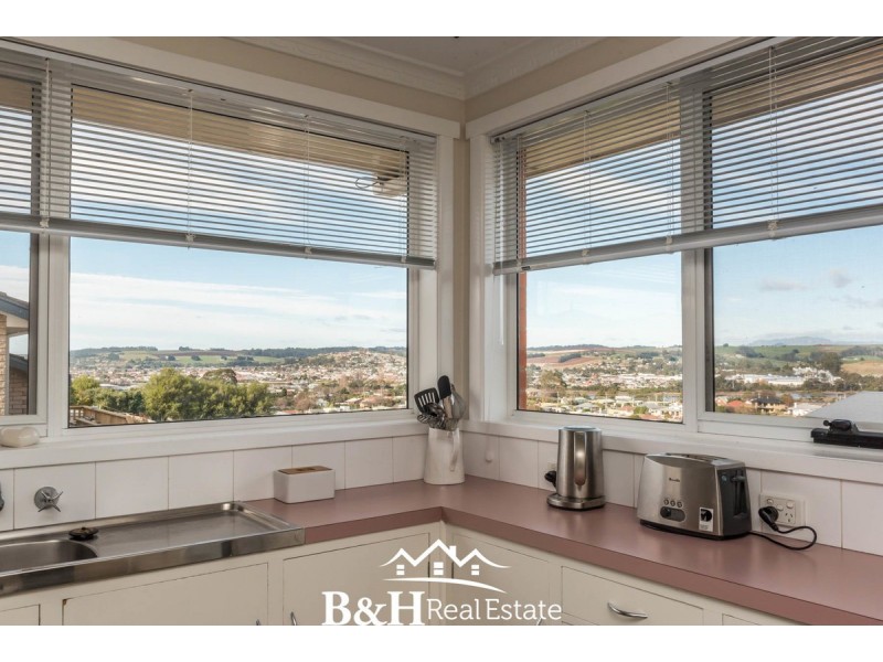 73 Upper Maud Street, West Ulverstone TAS 7315