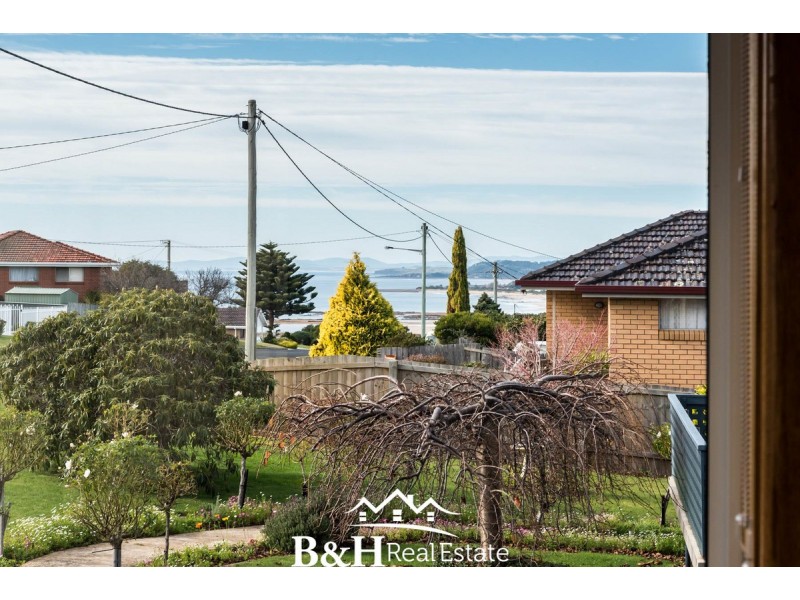 73 Upper Maud Street, West Ulverstone TAS 7315