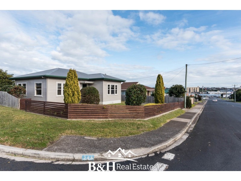 24A Torquay Road, East Devonport TAS 7310