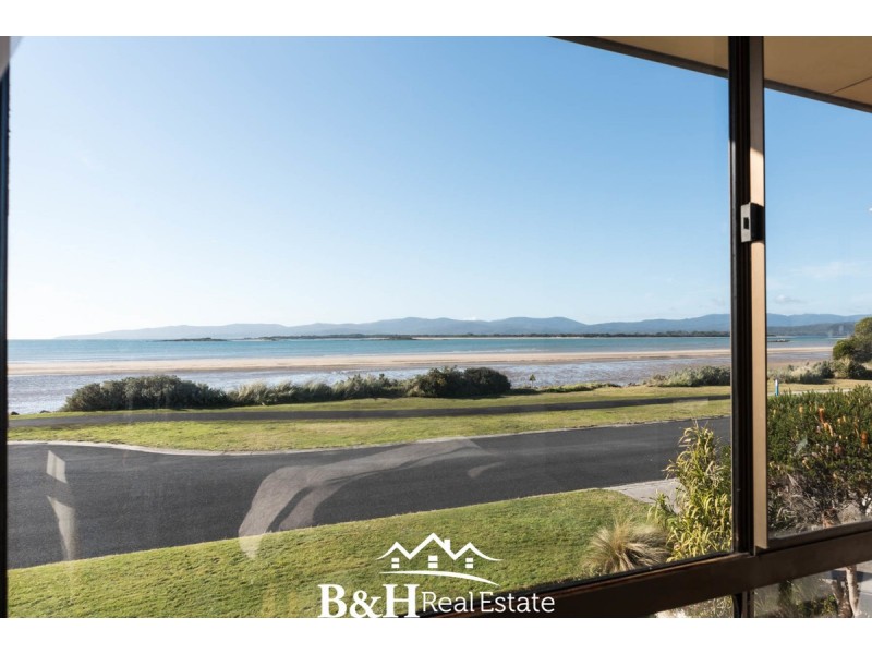 43 Shearwater Esplanade, Shearwater TAS 7307