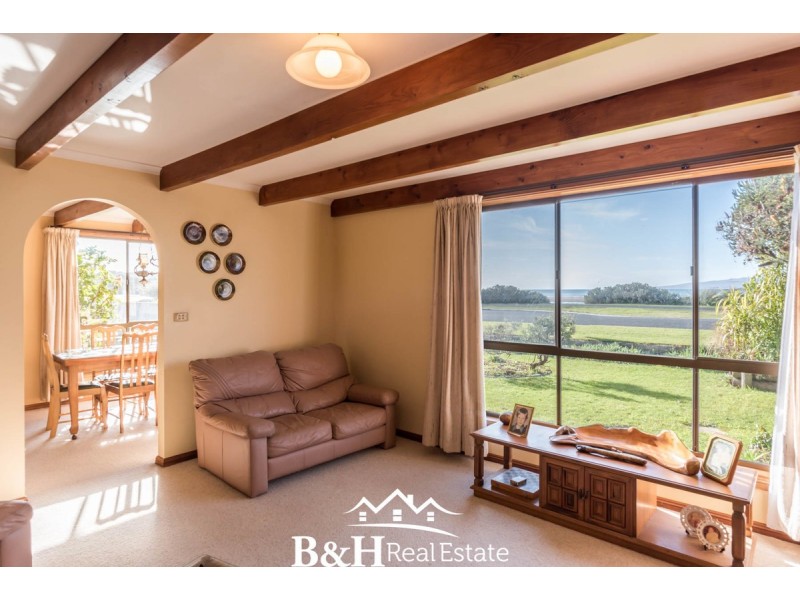 43 Shearwater Esplanade, Shearwater TAS 7307