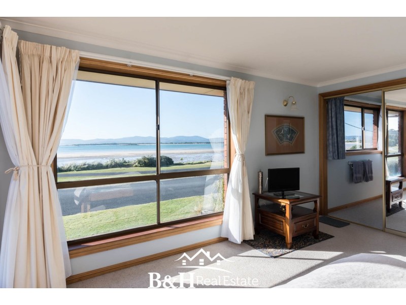 43 Shearwater Esplanade, Shearwater TAS 7307