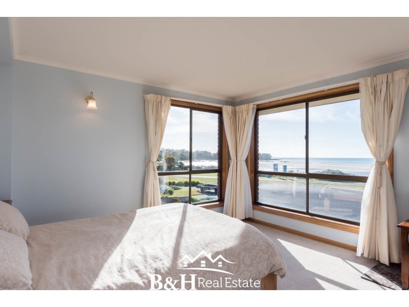43 Shearwater Esplanade, Shearwater TAS 7307