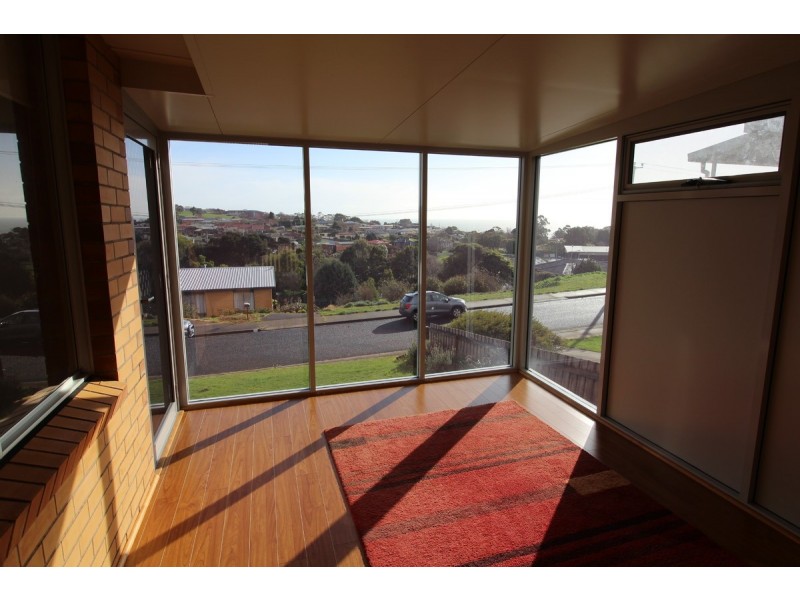 105 Grandview Avenue, Park Grove TAS 7320