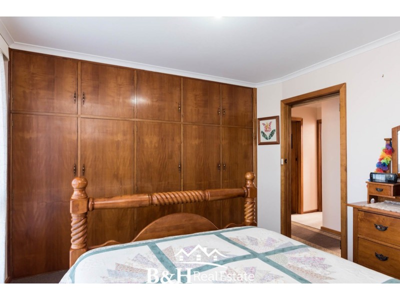 15 Churchill Avenue, Upper Burnie TAS 7320