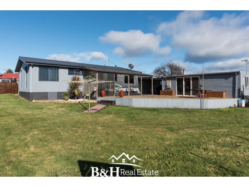 32A Alice Street, West Ulverstone TAS 7315
