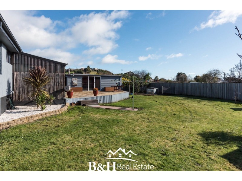 32A Alice Street, West Ulverstone TAS 7315