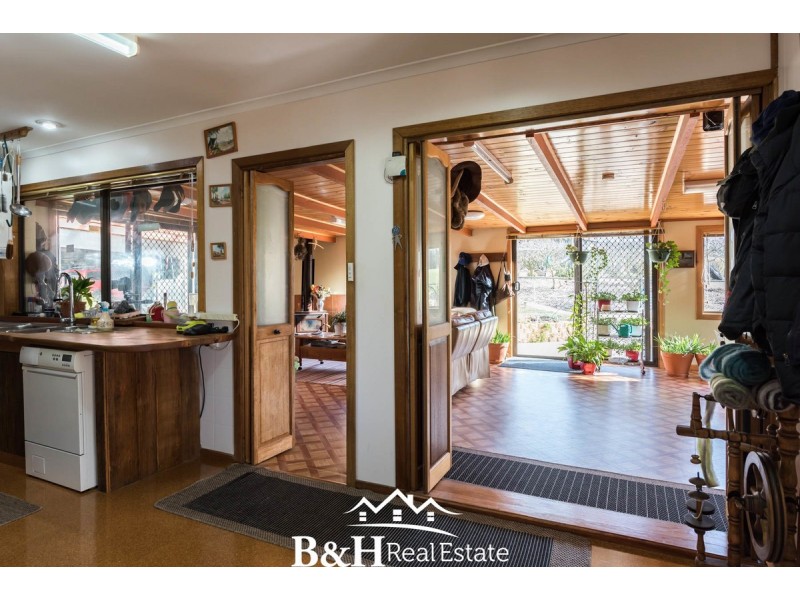 1064 Upper Natone Road, Upper Natone TAS 7321