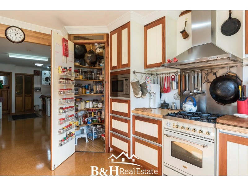 1064 Upper Natone Road, Upper Natone TAS 7321