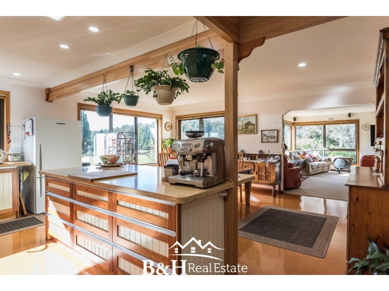 1064 Upper Natone Road, Upper Natone TAS 7321