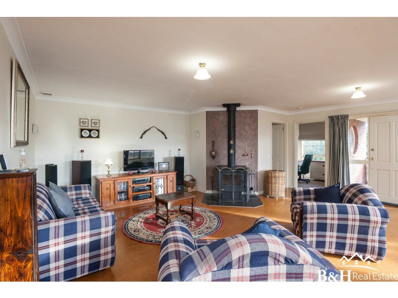 4 Karson Court, Acacia Hills TAS 7306