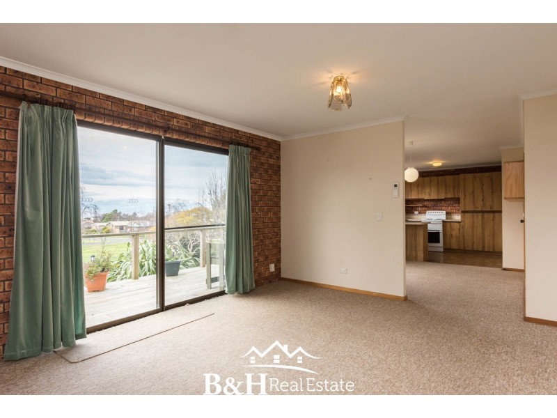 43 Westland Drive, West Ulverstone TAS 7315